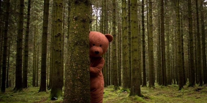 The Black Bear (dir. Xavier Seron and Méryl Fortunat-Rossi, 2015)